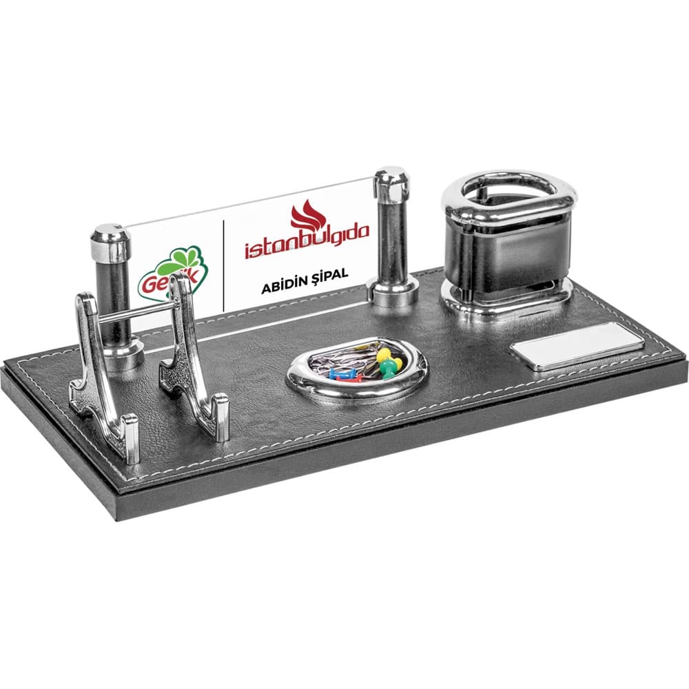 0061 Bilge Leather Table Set